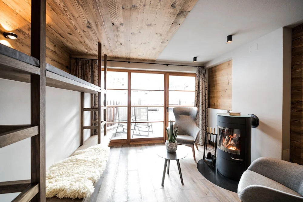 Post Alpina - Family Chalets Dolomites