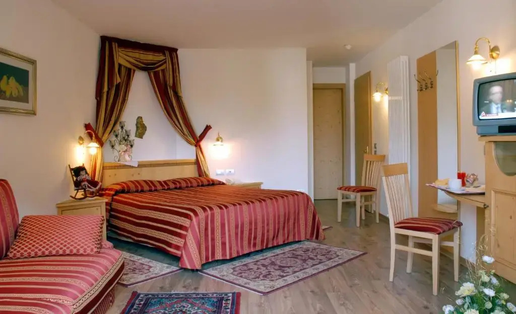 Hotel Sass Maor