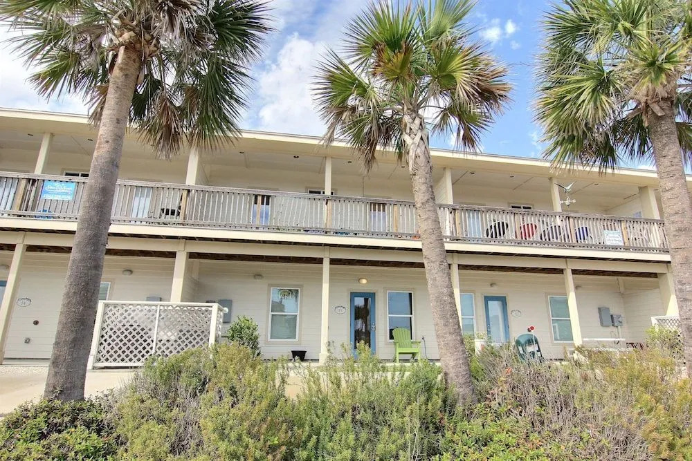 The Crow's Nest Gsc20 4 Bedrooms 3 Bathrooms Condo