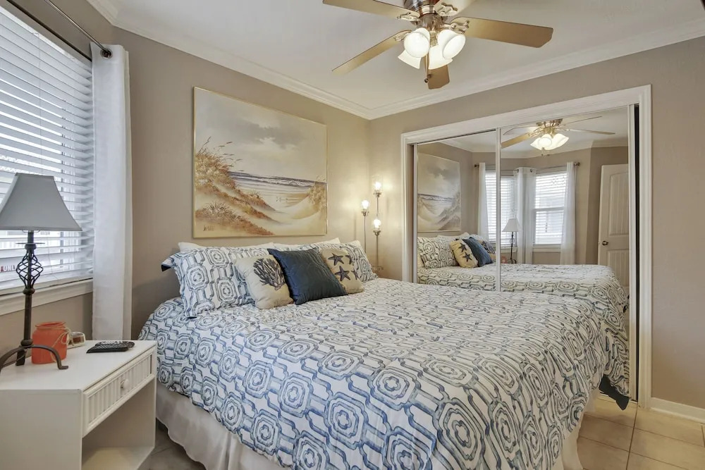 Seascape 2319 1 Bedroom 1 Bathroom Hotel Room
