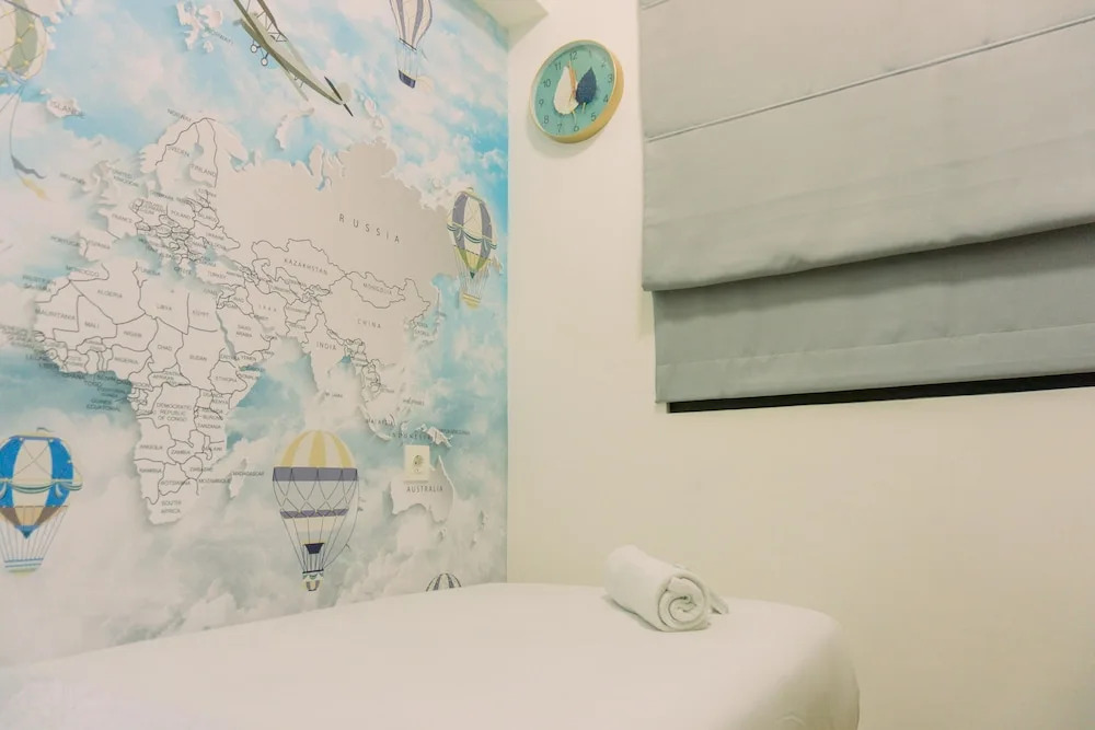 Spacious and Good Place 3BR Sky House BSD Apartment By Travelio