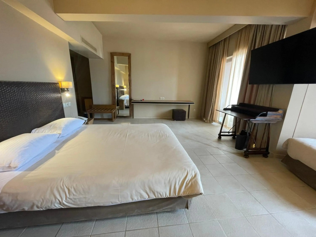 Aegeon Beach Hotel