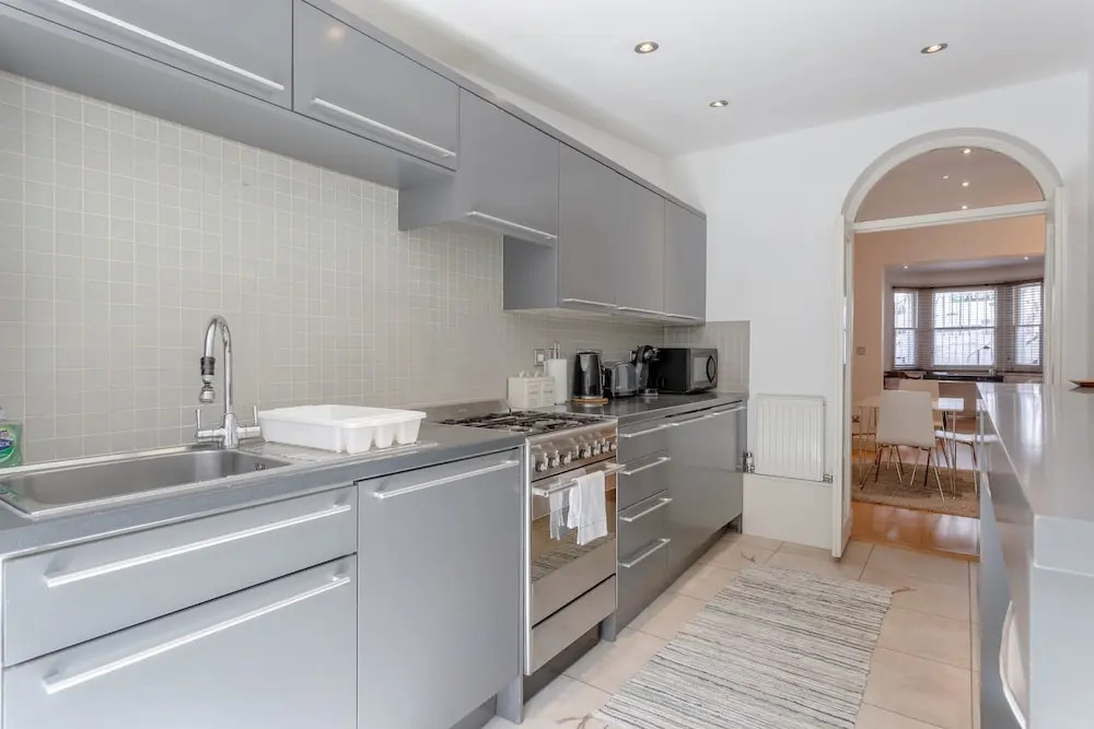 Spacious 1 Bedroom Flat in Fulham
