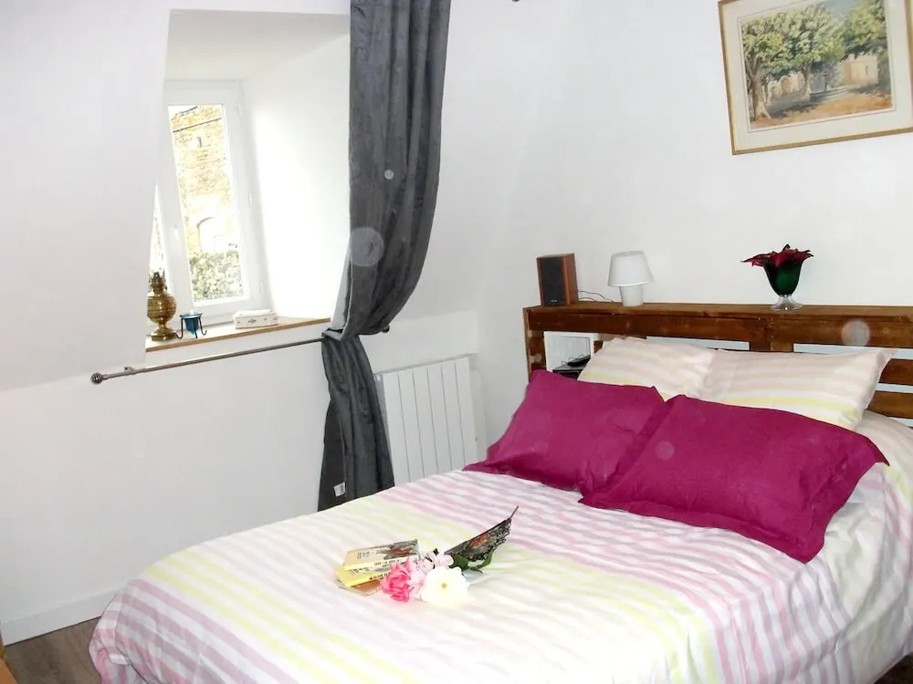 House With 3 Bedrooms in Saint-clément, With Wonderful Mountain View a