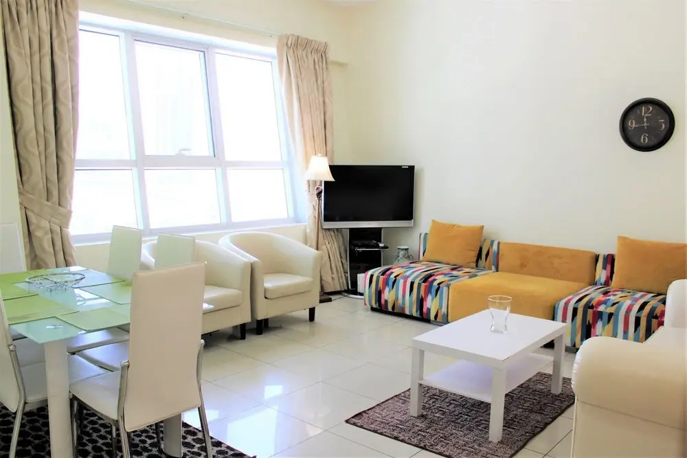 One Bedroom Apt. in JLT near Metro Station -AWD