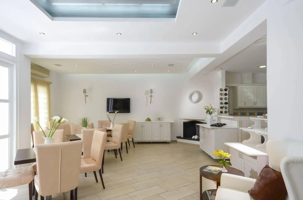 Adriani Hotel