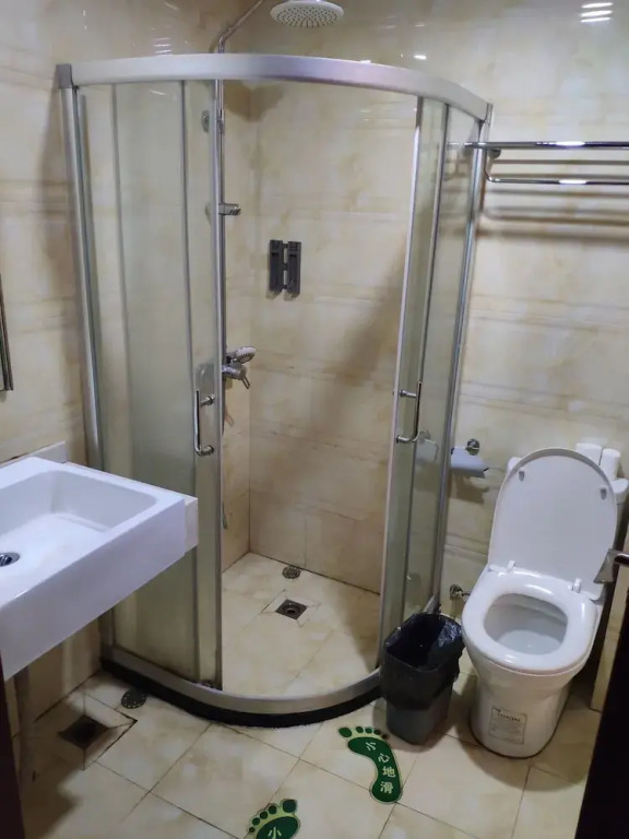 Wuyi Chengde Business Hotel