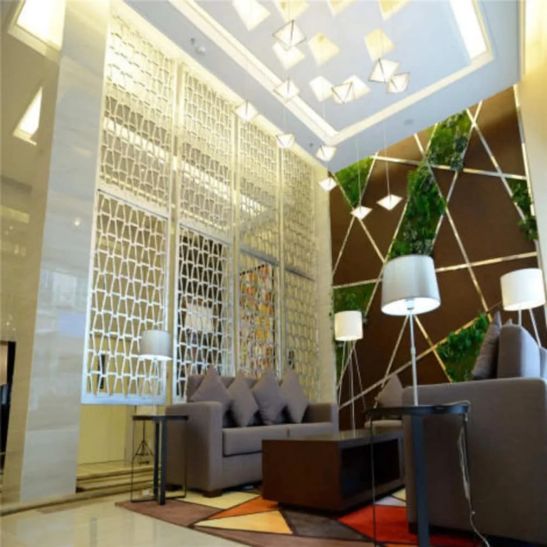 Qianxi Business Hotel