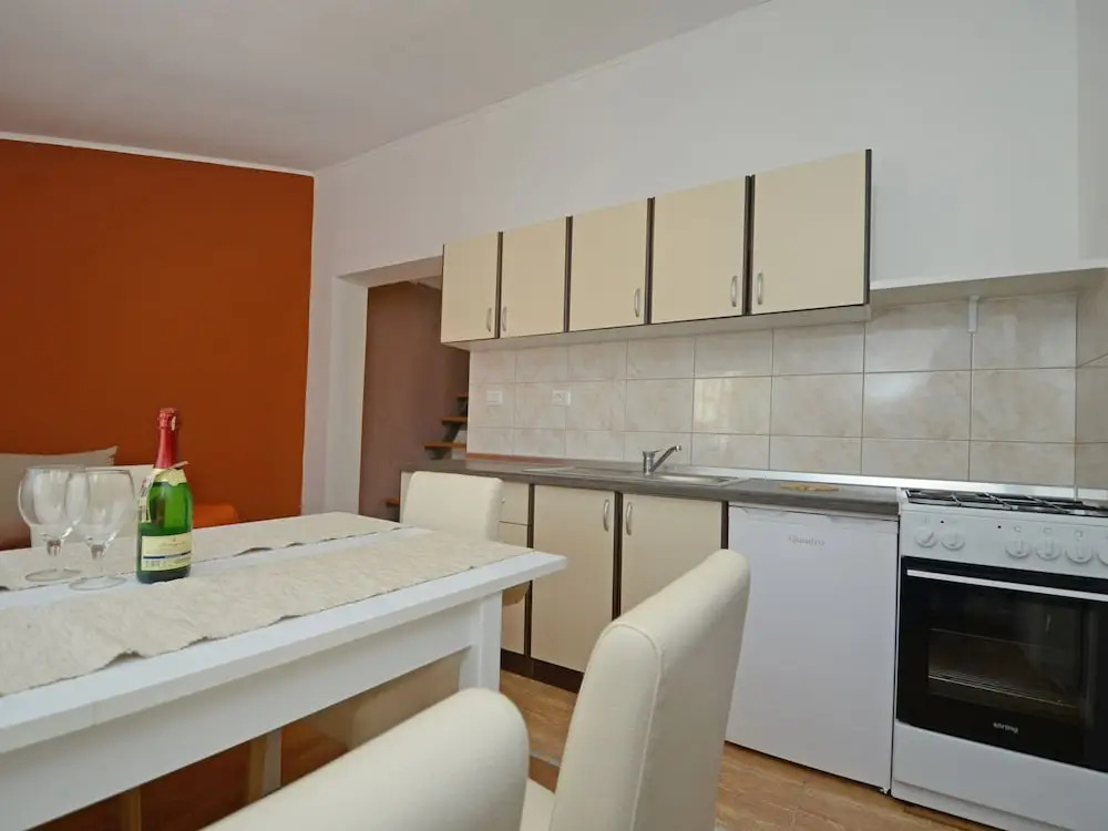 Apartment for up to 5 Persons Near Porec With Shared Pool