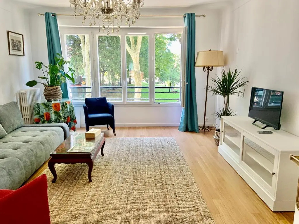 GRAND Appartement 85m2 centre ville de BIARRITZ 6 pers