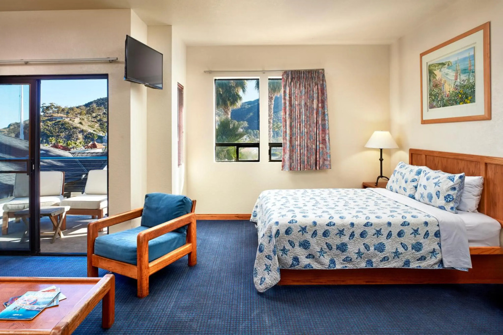 Seaport Village Inn, Avalon