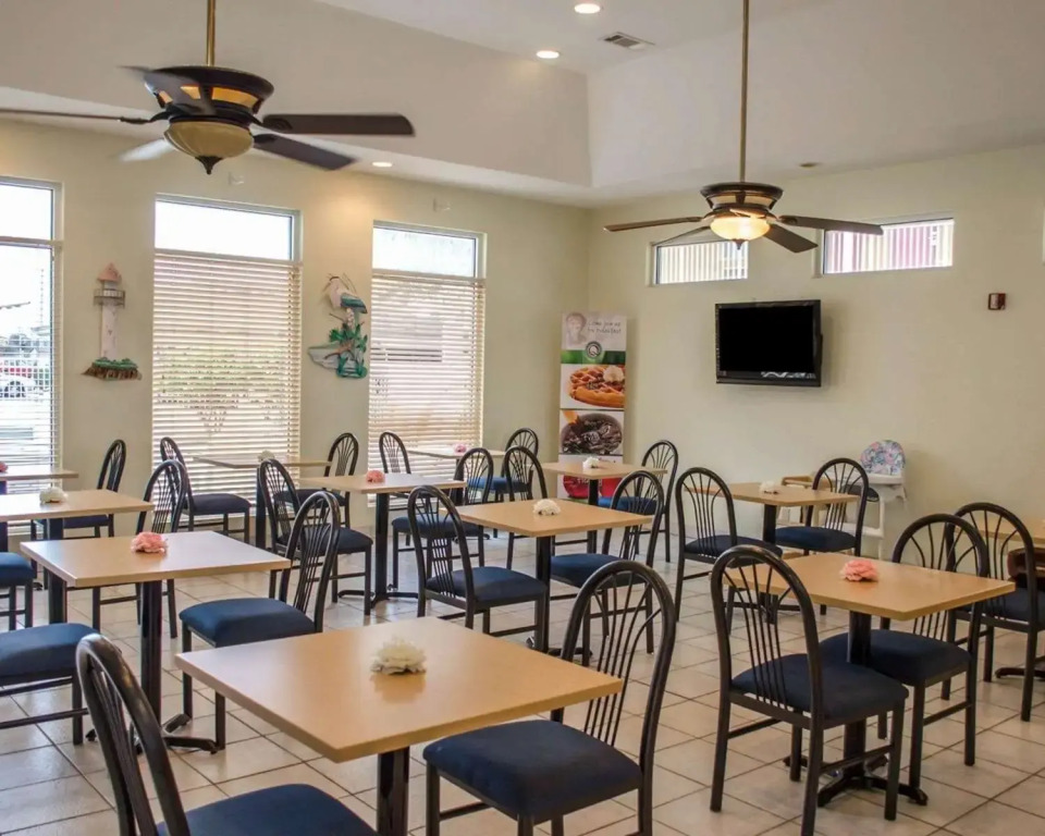 Baymont by Wyndham Pensacola at NAS Corry