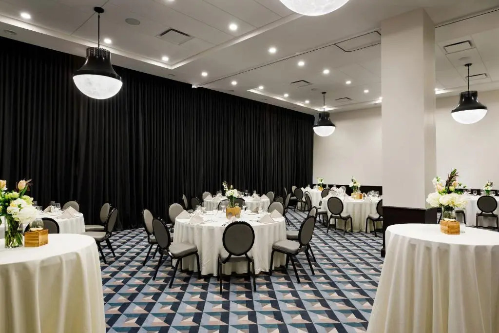 Cyrus Hotel, Topeka, a Tribute Portfolio Hotel