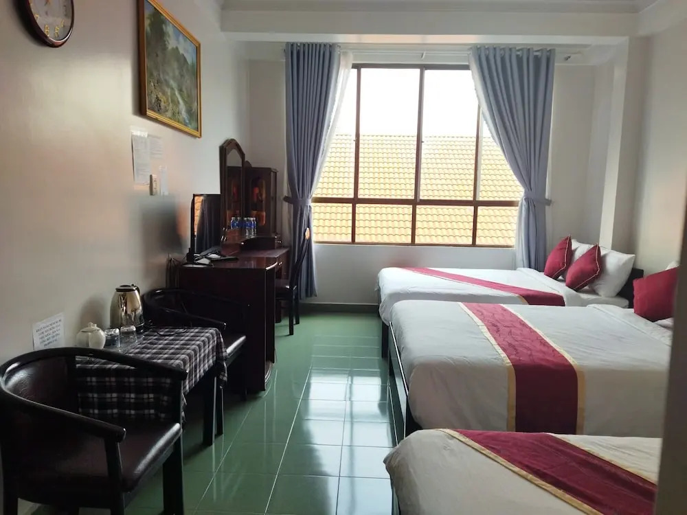 Y Lan Hotel Dalat