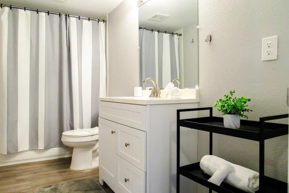 See Disney Fireworks From Regal Palms 2 BR Retreat, Davenport