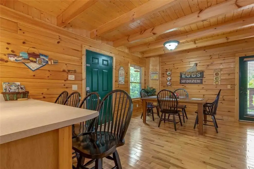 Moonshine Run - One Bedroom Cabin