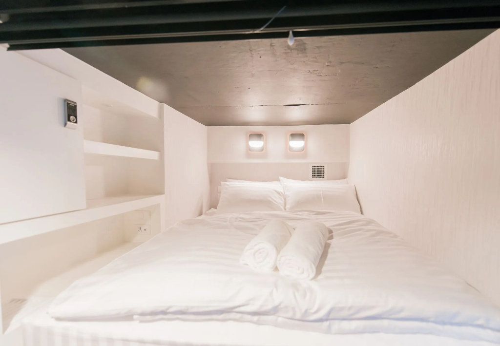 LAF Hotel Aree