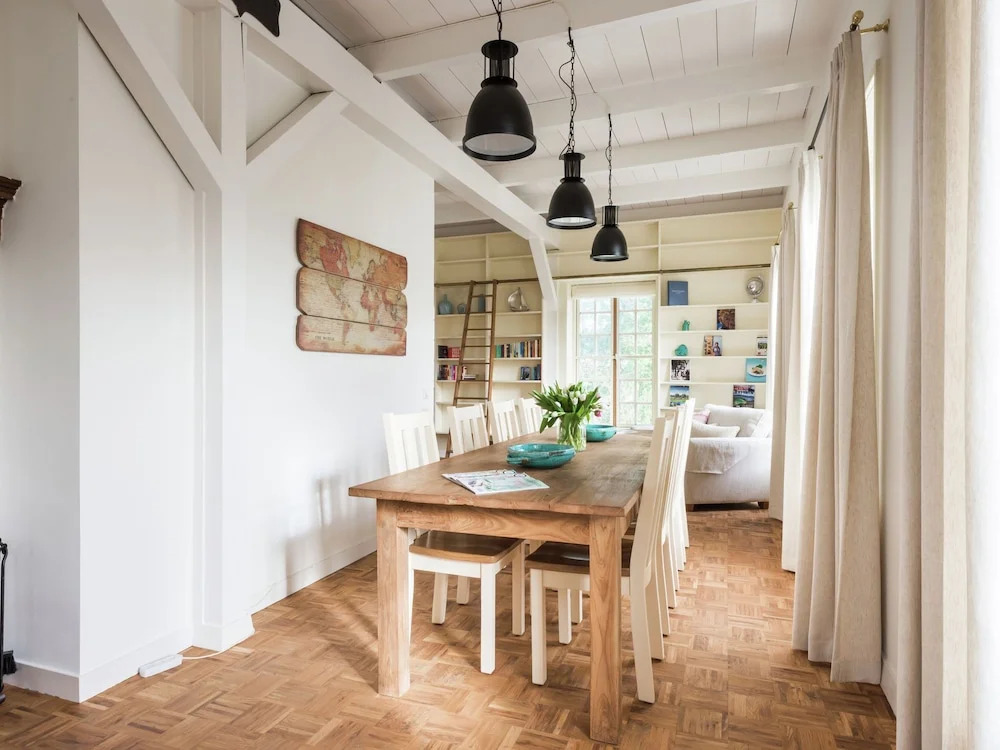 Massive, Historic Villa With a Convenient and Central Location Along the Coast