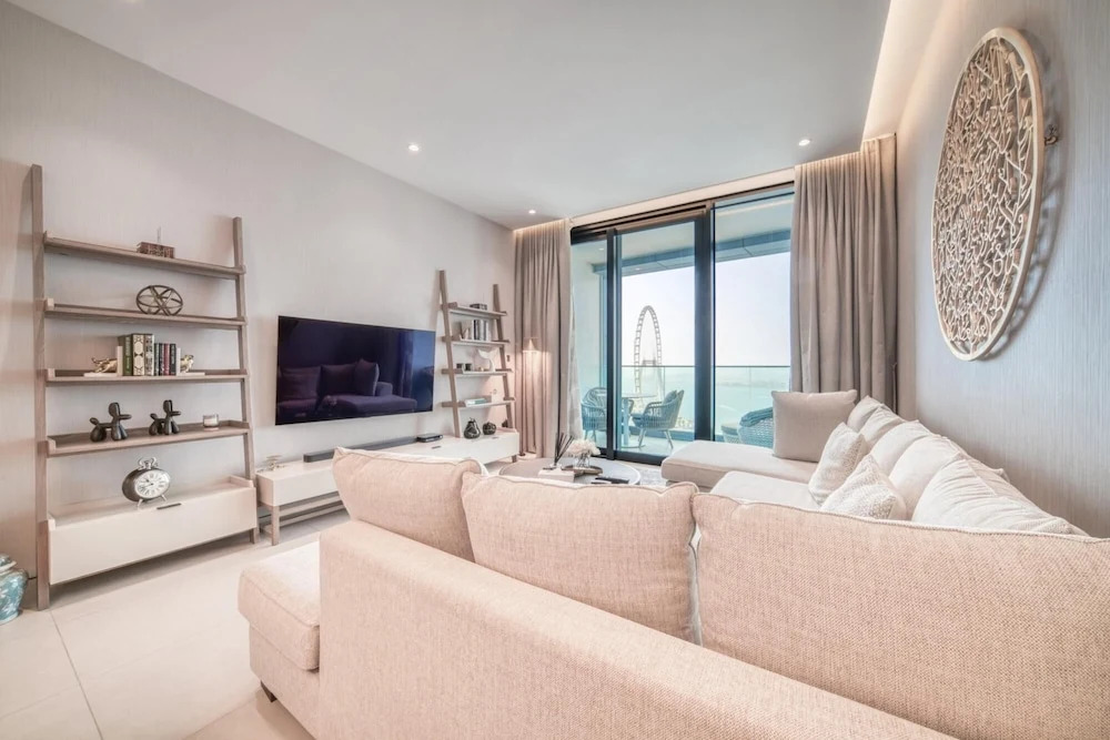 Picturesque Balcony and Beach Haven at Address JBR