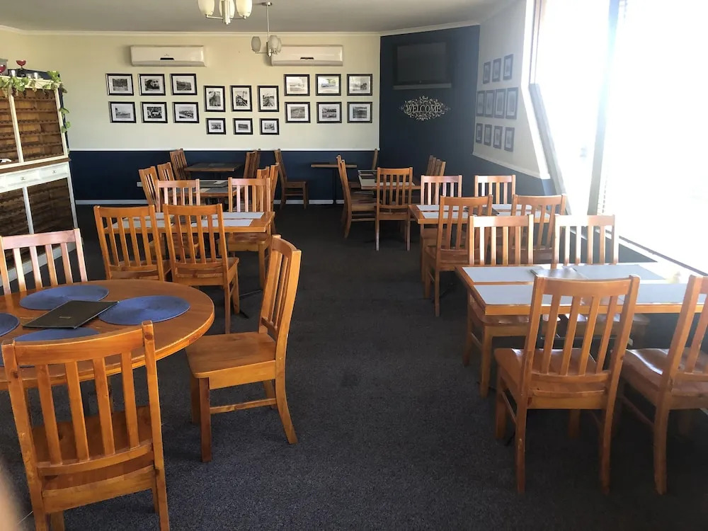 Biloela Centre Motel & Grevillea Steakhouse & Bar