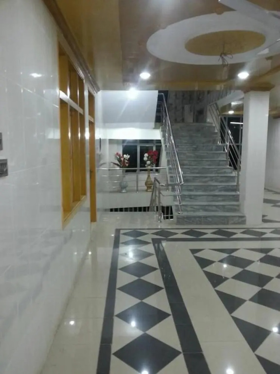 River Palace Hotel