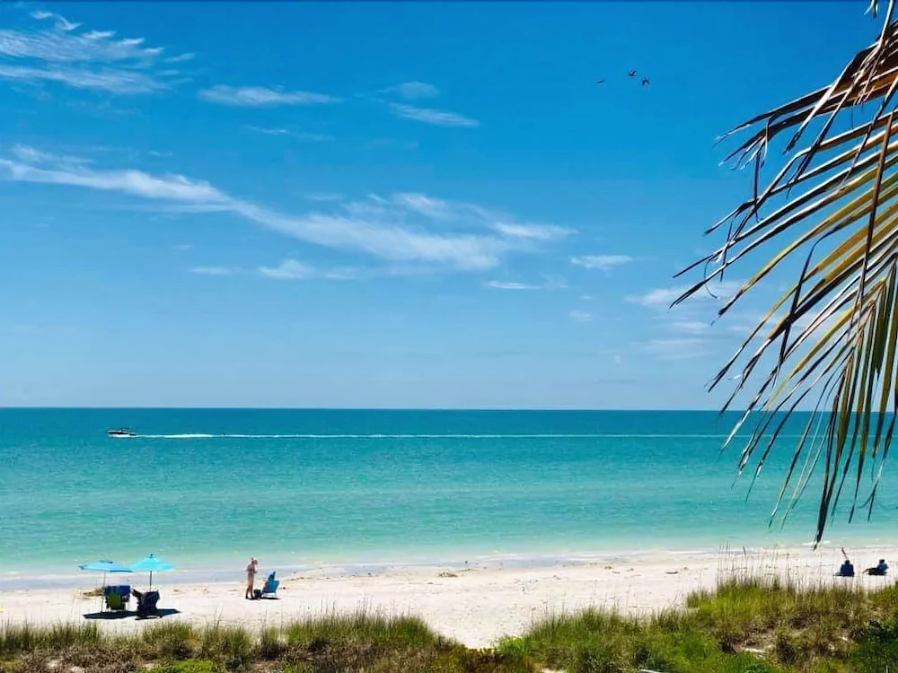 Sanibel Siesta on the Beach Unit 206 2 Bedrooms 2 Bathrooms Condo