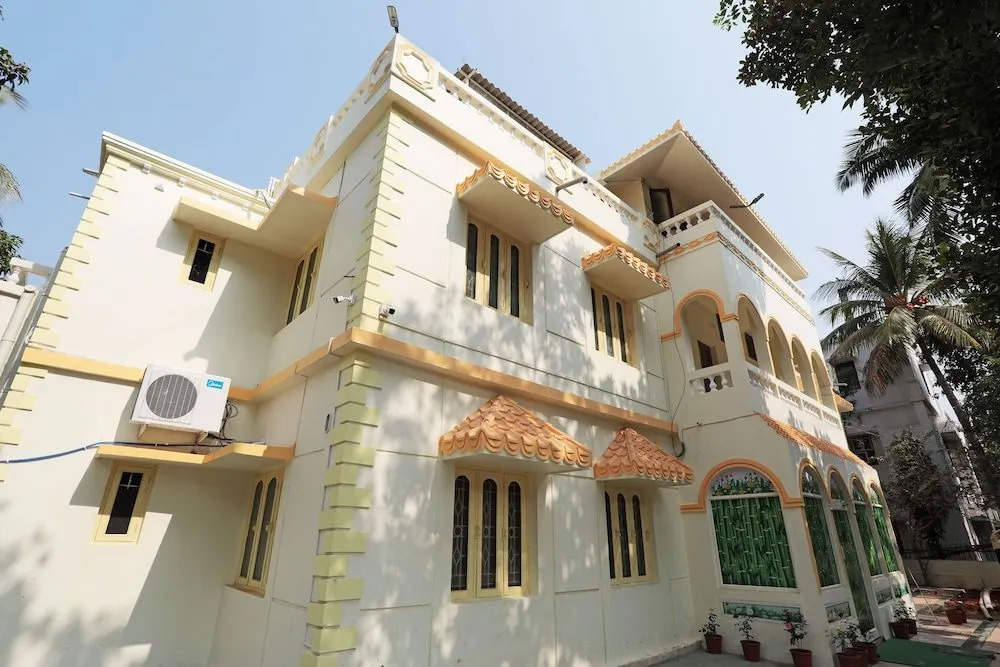 OYO 23382 Sai Gourav Residence