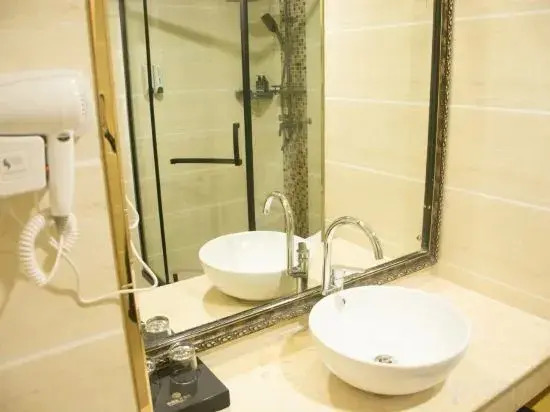 Hefeng Shangting Smart Hotel