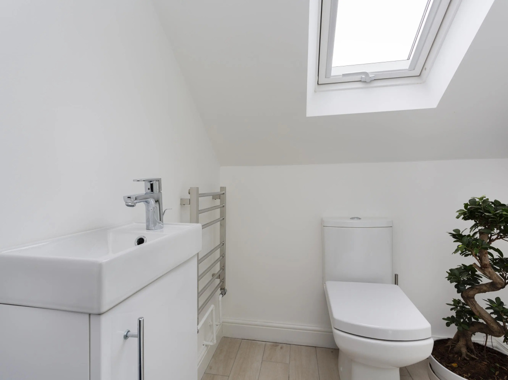 Veeve  5 Bed Home On Ruskin Avenue Kew
