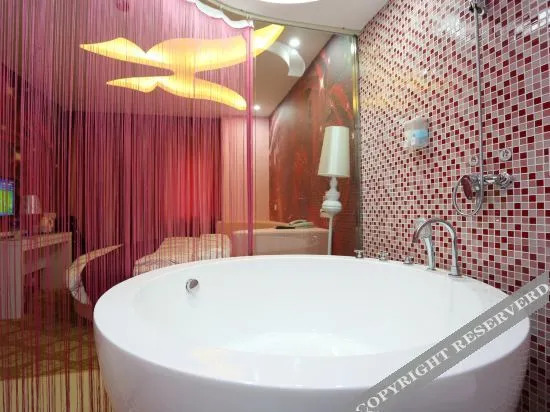 Yijia Hotel (Tianjin Xiqing University Town)