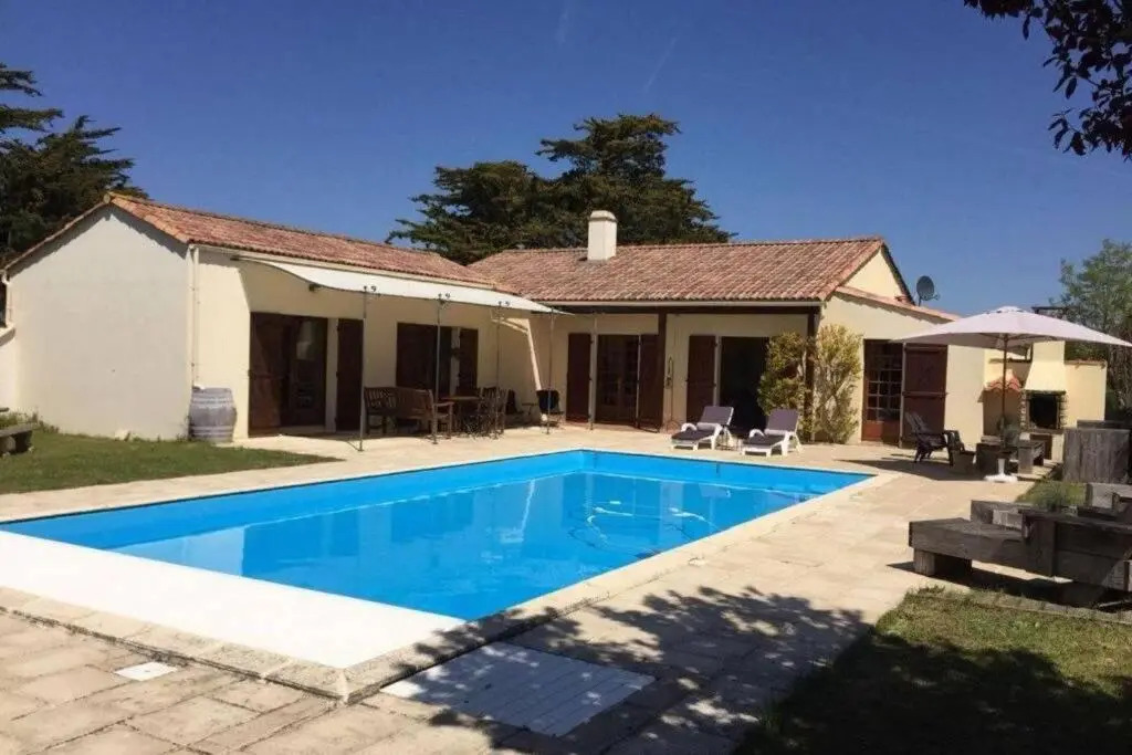 La Villa du Payré, proche mer et piscine chauffée