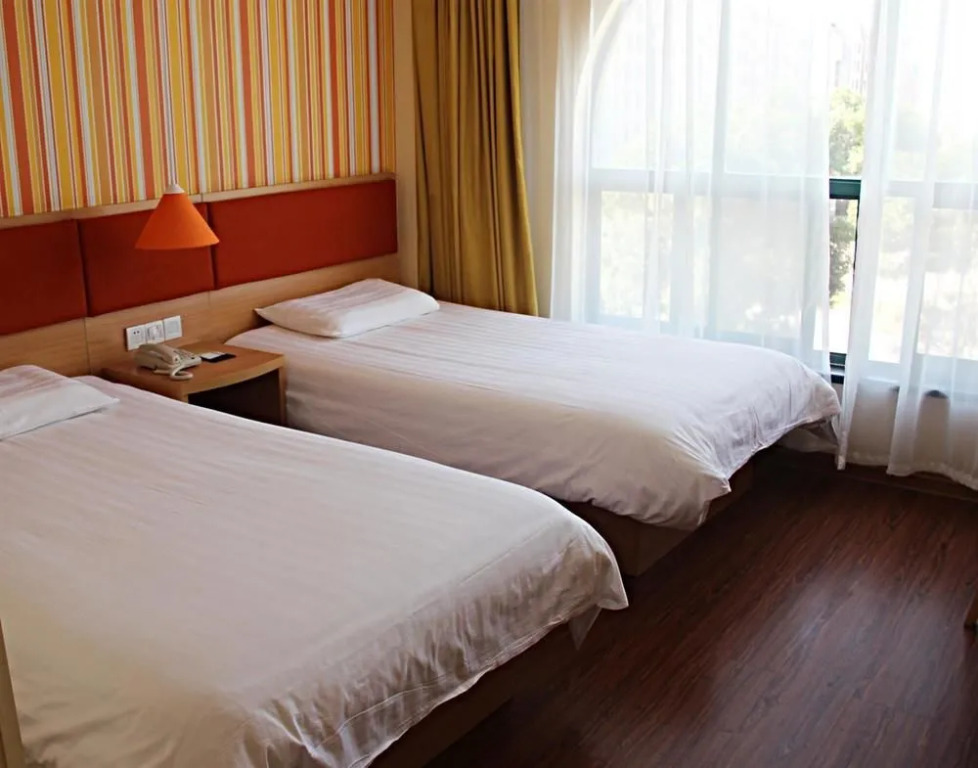 Home Inns Shanghai Eshan Road Branch