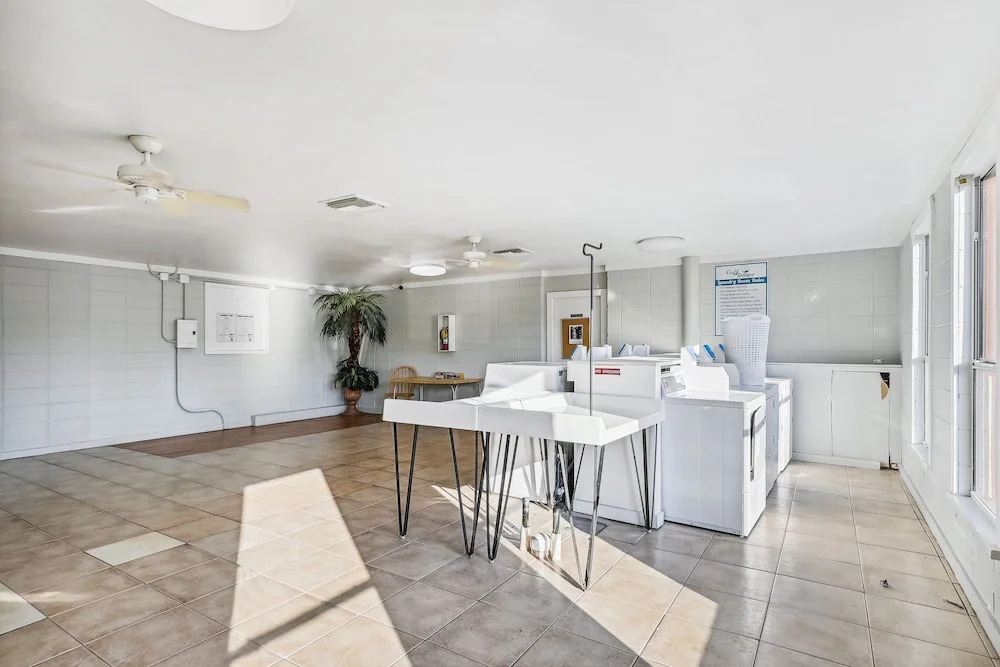 Gulf Terrace 160 - Pet-friendly First Floor Condo in Center of Destin 2 Bedroom Condo by Redawning
