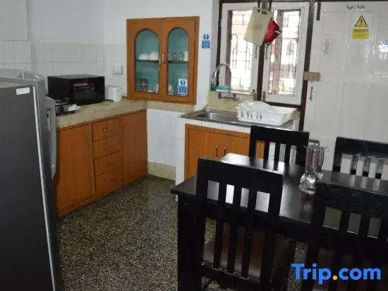 Shanti Apartment 2bhk Thamel 5 min Walk 2nd Floor