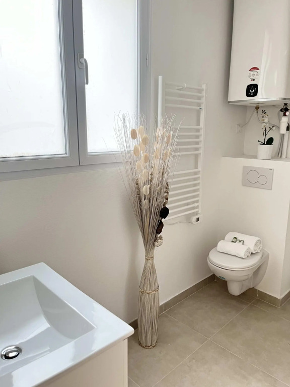 B 831 - Family Apartment - Montparnasse