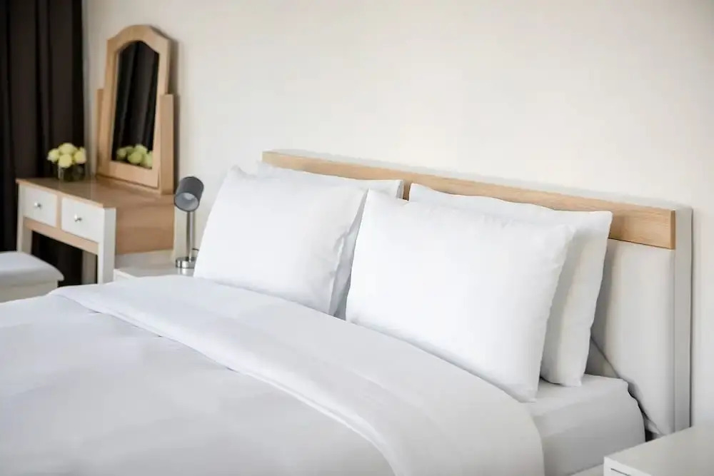 Panoramic Spacious City View 2BR Escape