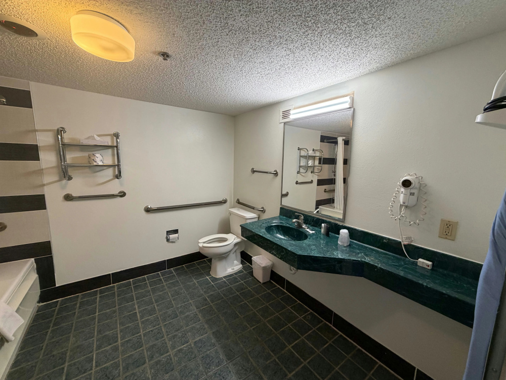 Royal Inn Rockville IN by Hotel O