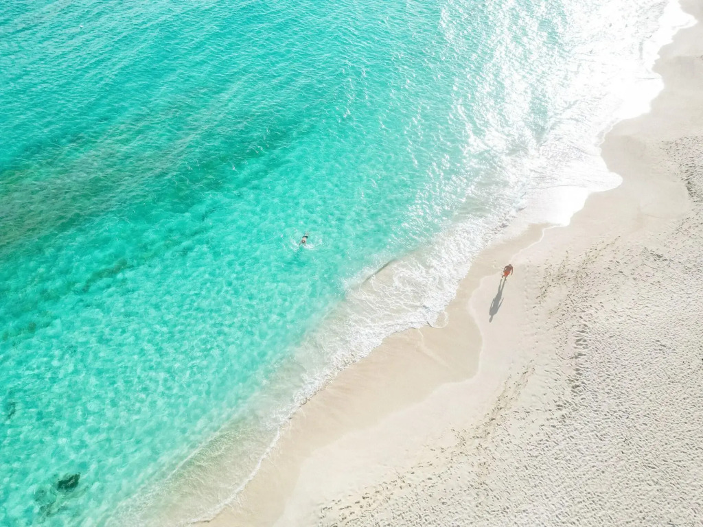Mullet Bay Suites - Your Luxury Stay Awaits