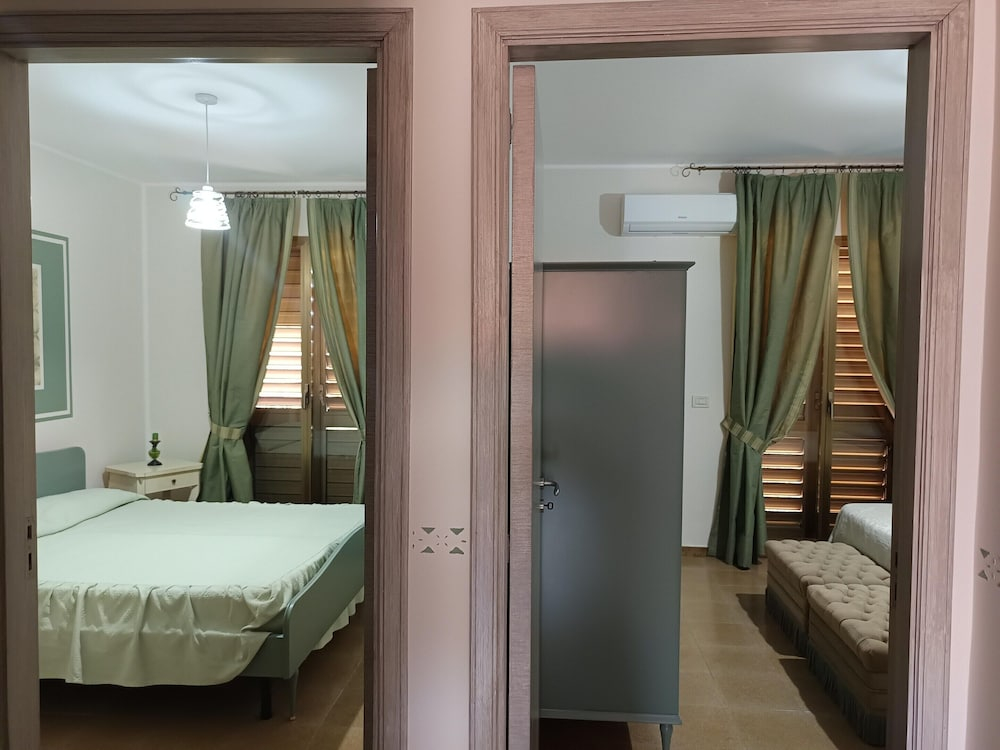 Lovely Holiday Home in Giardini Naxos near Sea