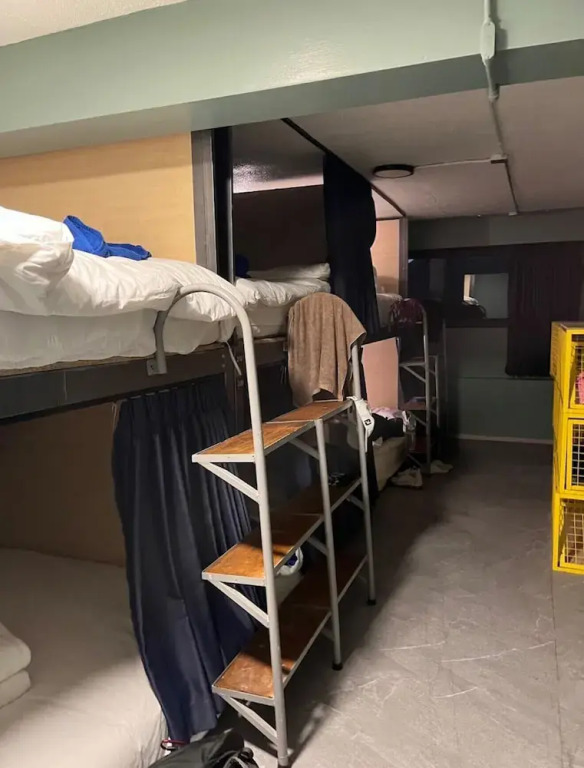 Glur Hostel Pattaya Walking Street