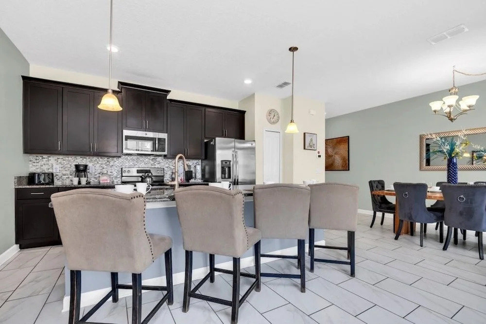 4804crusoe 4 Bedroom Townhouse