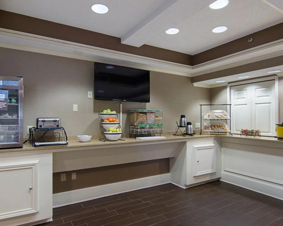Comfort Inn West