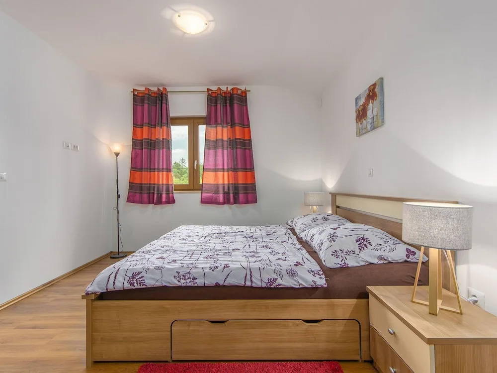 Modern Furnished Three Bedrooms Villa With Private Pool and Garden