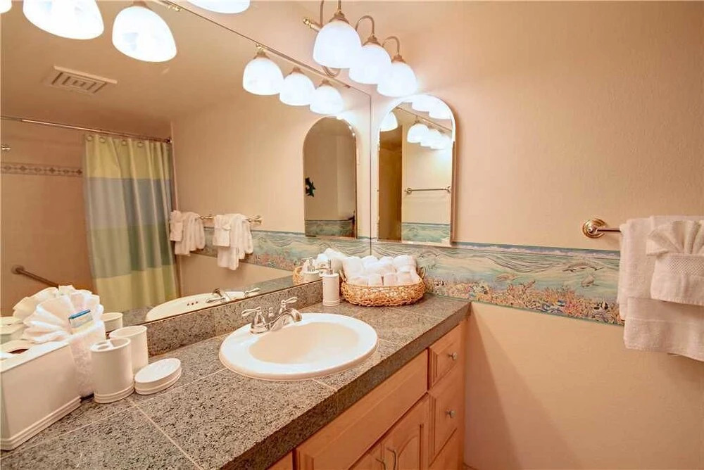 Kamaole Sands 10-410 - 2 Br Condo
