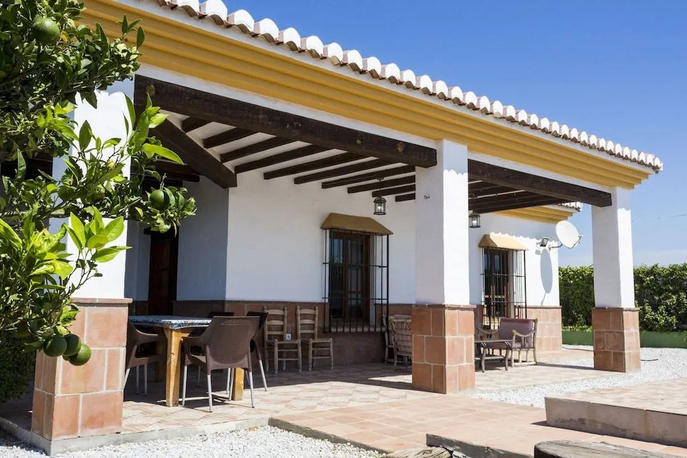 Casa Adrian Almachar by Ruralidays