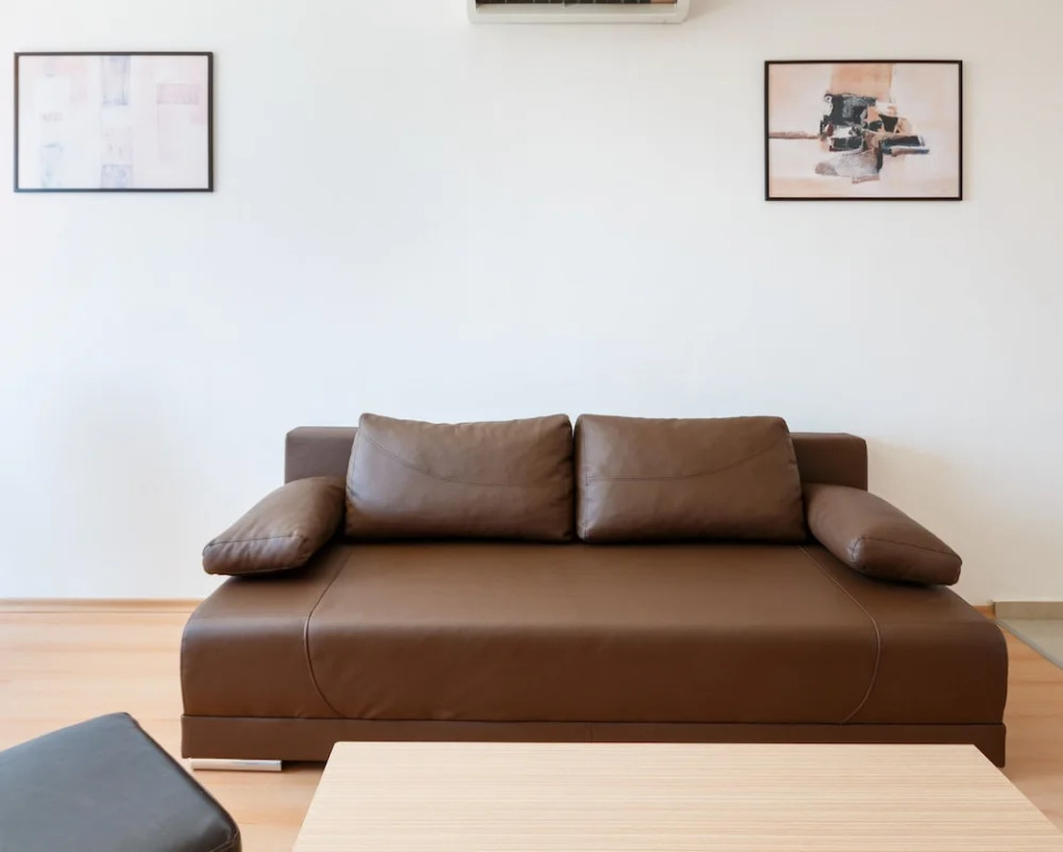 Sunny Beach Retreat - 2-bedroom Apartment