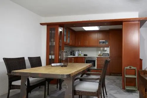 Villas Angara
