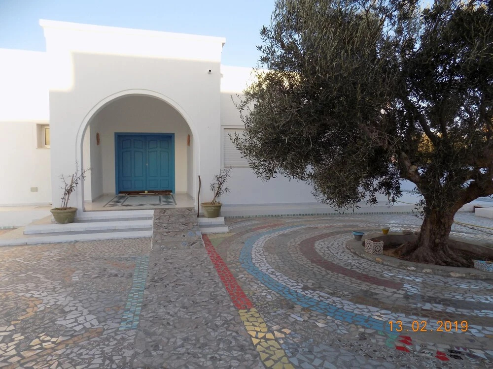 House Dar Mamina