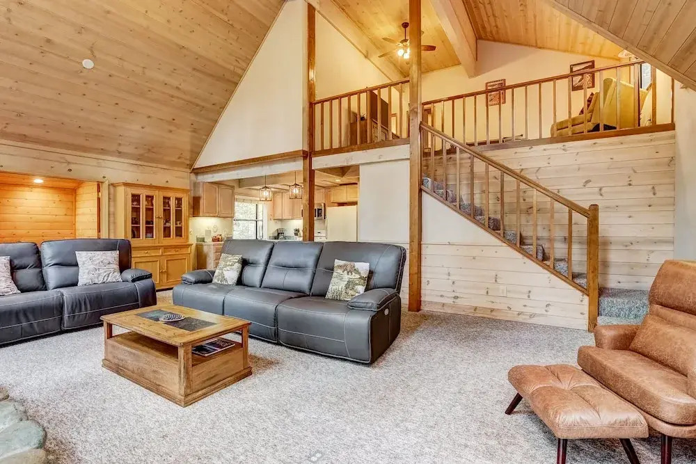 Serenity at Tahoe Donner | Peaceful, Close to Ski & Lake