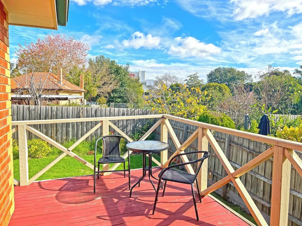 Ringwood 2BR Home